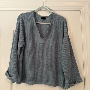 Mine Women's V-Neck Sweater in Teal